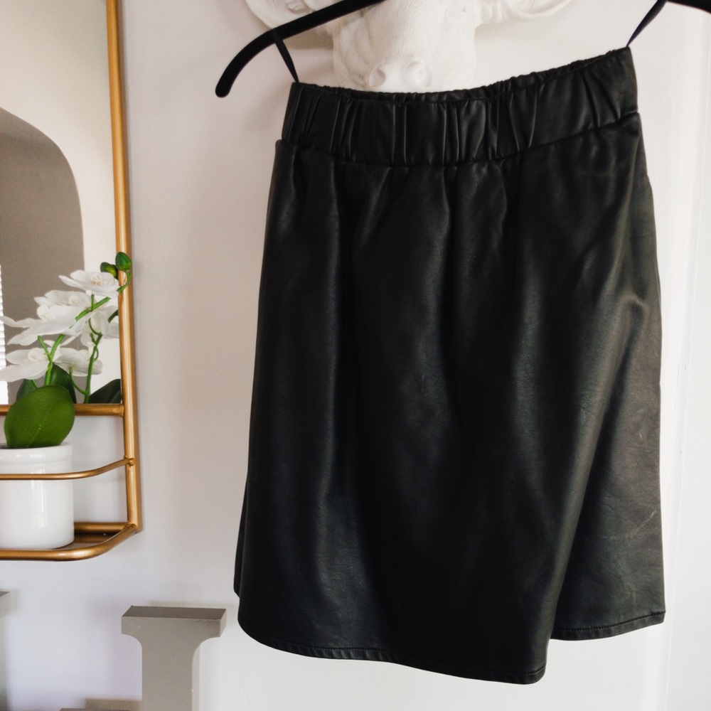 Maison Jules faux leather skirt with pockets